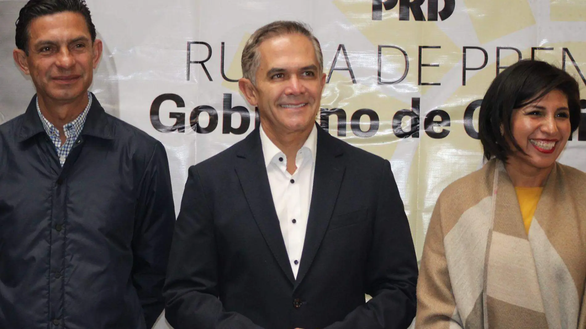 Mancera en Puebla habla de los gobiernos de coalición